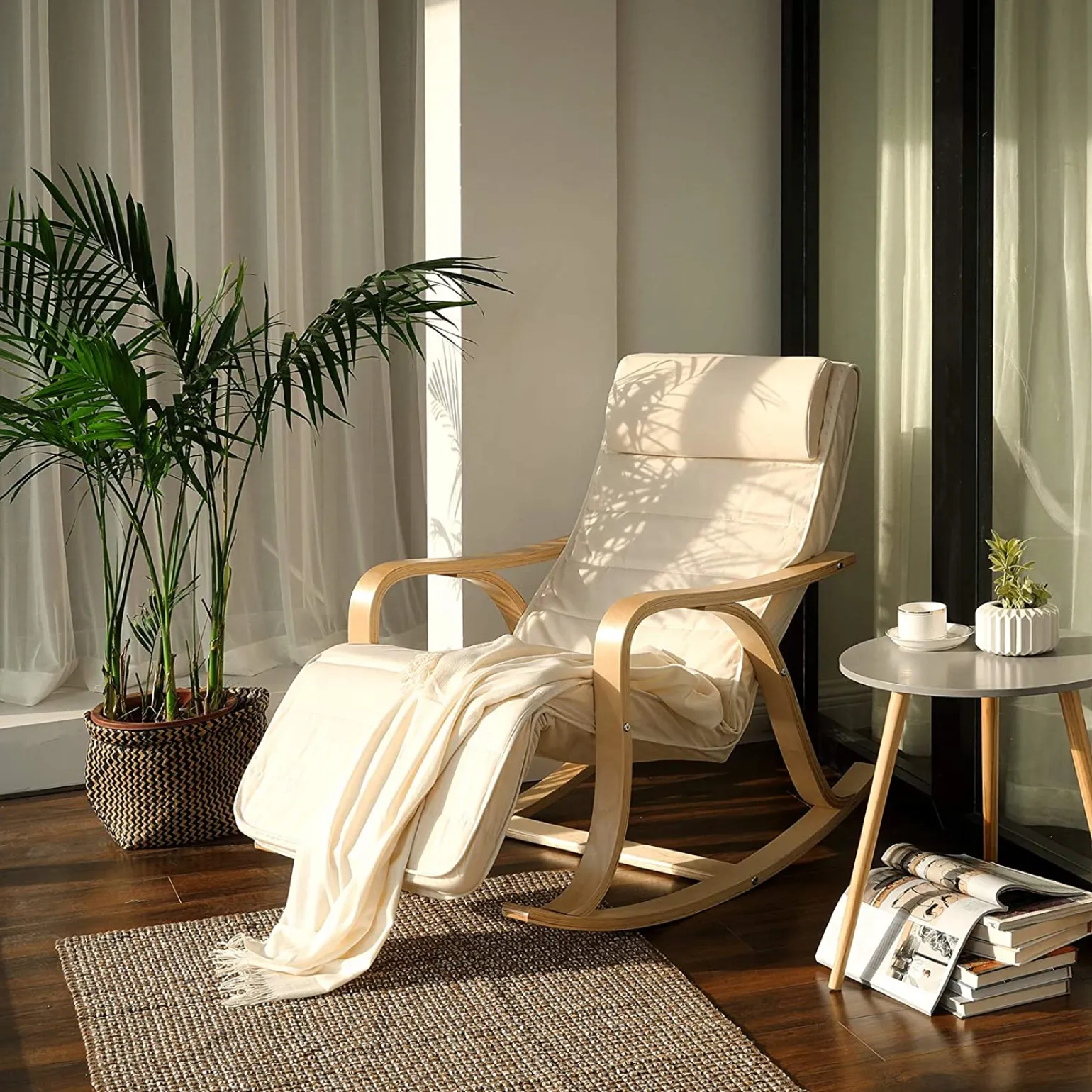 Caroline gyngestol - Beige